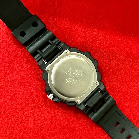 Casio Analog - Picture 5 of 5